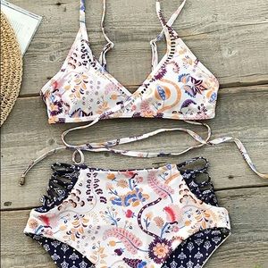 NWOT 2 piece high waisted swimsuit XL-reversible